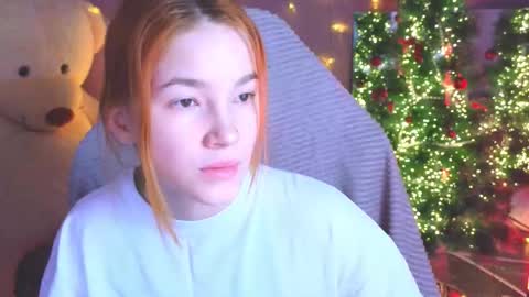 Snapshot of erikabrian chatting on 18, 12, 2025 erikabrian online show from 18, 12, 2025