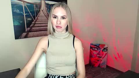 Erika online show from 30, 10, 2025