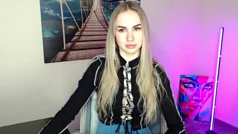 Snapshot of erikagavin chatting on 6, 3, 2026 Erika online show from 6, 3, 2026