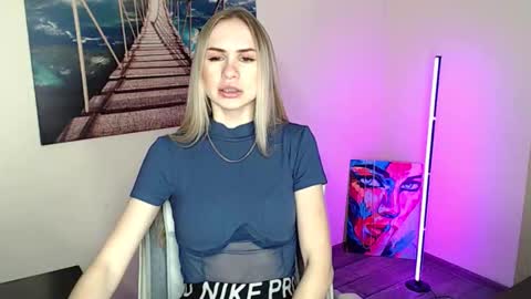 Snapshot of erikagavin chatting on 16, 3, 2026 Erika online show from 16, 3, 2026