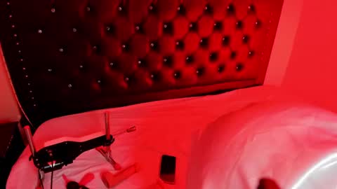 Erika online show from 23, 1, 2025