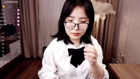 Erika online show from 27, 9, 2025