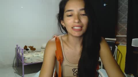 erina_1 online show from 4, 1, 2025