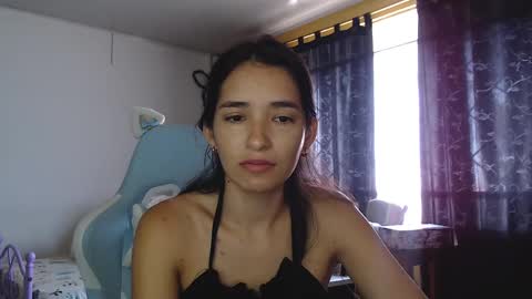 erina_1 online show from 4, 1, 2025