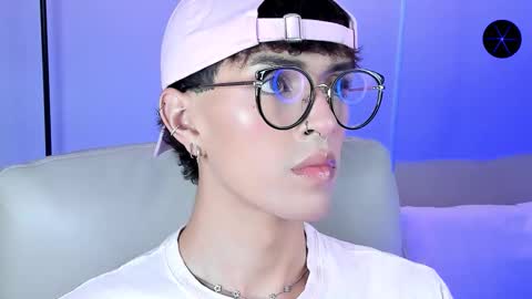   online show from 20, 11, 2025