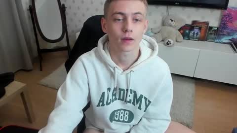 Snapshot of ermak_reborn chatting on 25, 10, 2025 Max online show from 25, 10, 2025