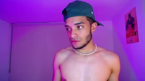 Snapshot of eros_chipre chatting on 13, 12, 2024 Eros online show from 13, 12, 2024