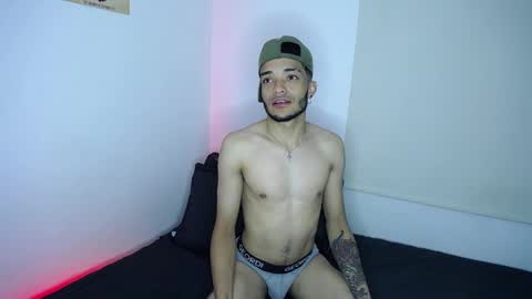 Snapshot of eros_chipre chatting on 25, 12, 2024 Eros online show from 25, 12, 2024