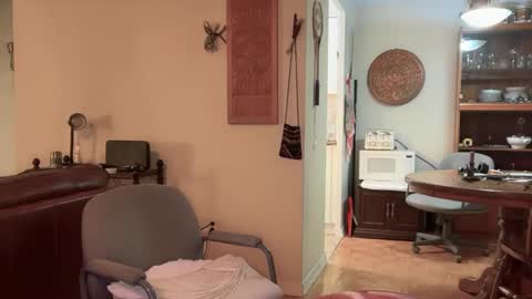 eros online show from 17, 2, 2025