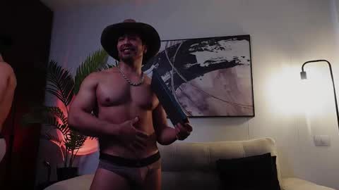 Snapshot of eroswolfs chatting on 17, 10, 2025 eroswolf online show from 17, 10, 2025