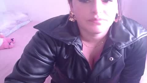 Kata y Leandro online show from 29, 9, 2025