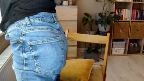 Melissa   online show from 15, 12, 2024