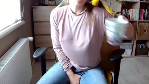Melissa   online show from 17, 12, 2024
