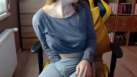 Melissa   online show from 1, 1, 2025