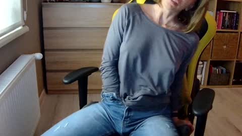 Melissa   online show from 3, 2, 2025
