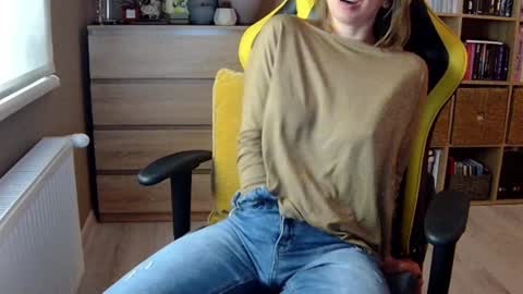 Melissa   online show from 5, 2, 2025
