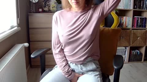 Melissa   online show from 6, 2, 2025