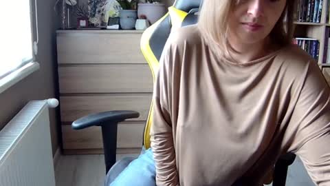 Melissa   online show from 9, 2, 2025