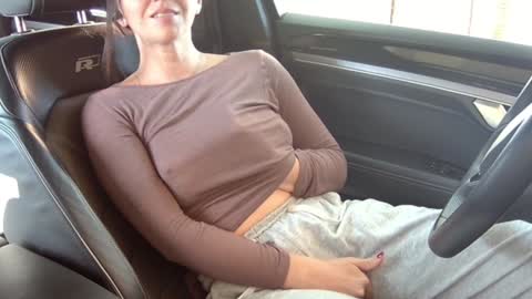 Melissa   online show from 26, 9, 2025