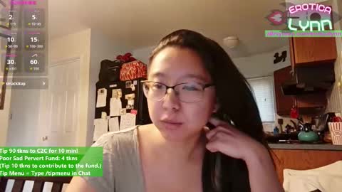 Snapshot of eroticalynn chatting on 19, 11, 2025 Lynn online show from 19, 11, 2025