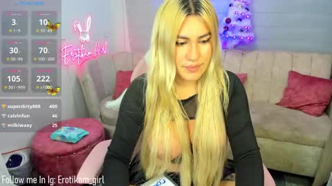  Ximenaa  online show from 4, 1, 2025
