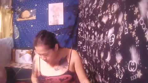 Snapshot of ervanamorge chatting on 16, 11, 2025 Ervana online show from 16, 11, 2025