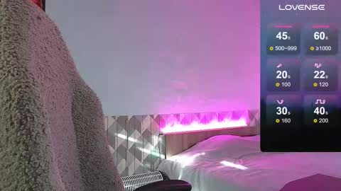 Snapshot of esajukyy chatting on 25, 10, 2025 esajukyy online show from 25, 10, 2025