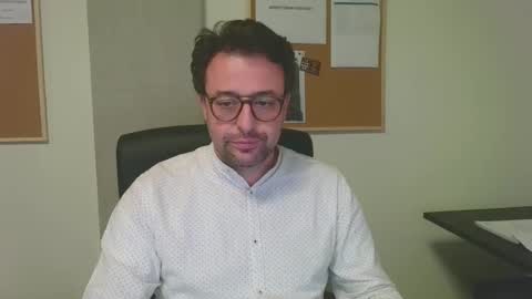 esibizionista 91 online show from 6, 3, 2025