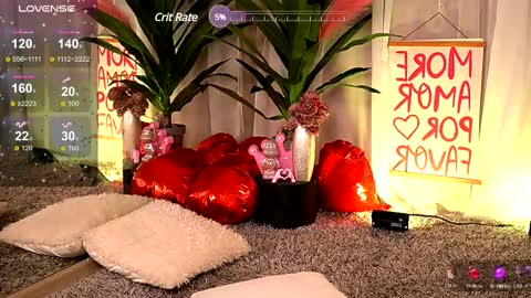 Snapshot of esmeluv chatting on 19, 2, 2025 Esme online show from 19, 2, 2025