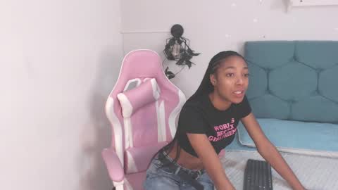 esmeralda_bk online show from 5, 2, 2025