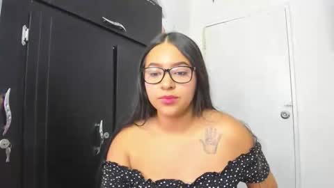 esmeralda_diaz_ online show from 26, 2, 2026