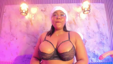 esmeralda online show from 31, 12, 2024