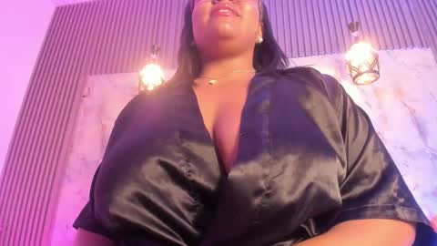 esmeralda online show from 3, 2, 2025