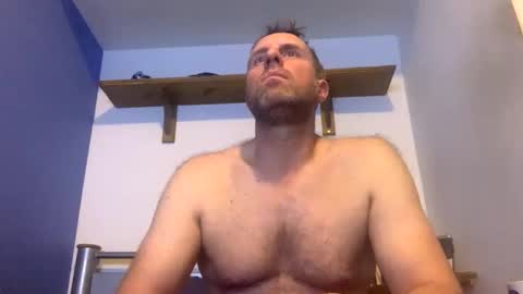 Snapshot of essexboy75 chatting on 29, 1, 2025 essexboy75 online show from 29, 1, 2025