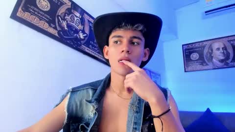 Esteban online show from 13, 12, 2024