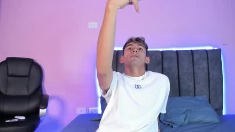 Esteban online show from 20, 12, 2024