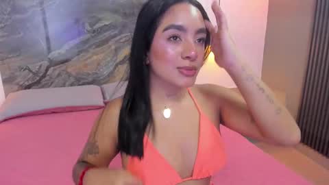 Stefy online show from 4, 3, 2025