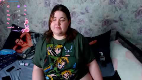 estelle_hicks online show from 6, 12, 2024