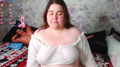 estelle_hicks online show from 20, 12, 2024