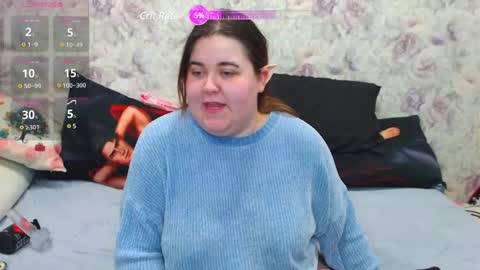estelle_hicks online show from 24, 2, 2025