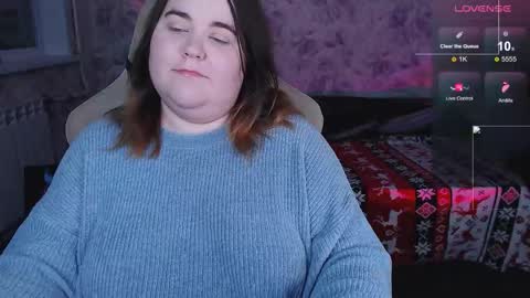 estelle_hicks online show from 11, 11, 2025