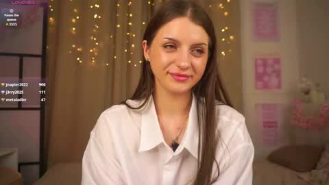 Anna  online show from 8, 3, 2026