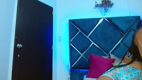 ESTRELLA online show from 19, 2, 2025