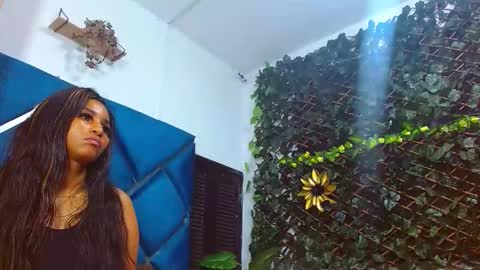 ESTRELLA online show from 3, 11, 2025