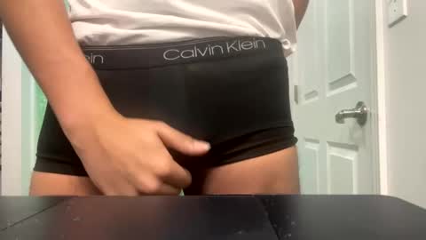 Snapshot of eternalloverboy chatting on 17, 12, 2024 Angel online show from 17, 12, 2024