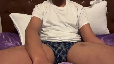 Snapshot of eternalloverboy chatting on 24, 10, 2025 Angel online show from 24, 10, 2025