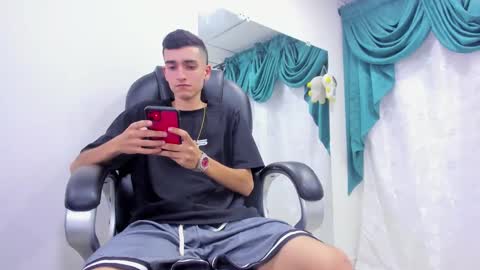 Ethan online show from 30, 1, 2025