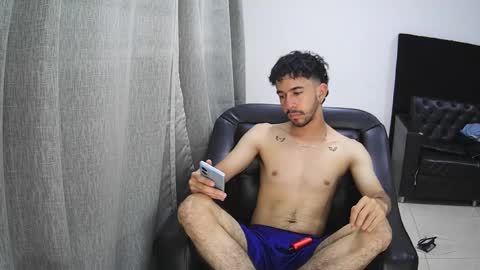 Snapshot of ethan_col chatting on 17, 9, 2025 ethan_col online show from 17, 9, 2025