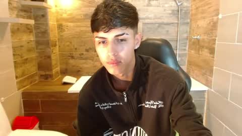 E T H A N  online show from 18, 3, 2026