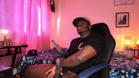 Snapshot of ethan_travis0 chatting on 19, 3, 2026 ethan travis online show from 19, 3, 2026